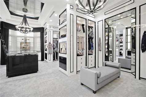 GET THE LOOK: CHANEL — LA CLOSET DESIGN